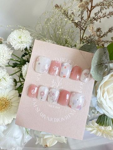 l 花落指尖 :: 粉/藍