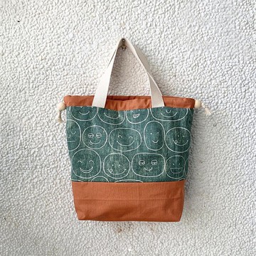 【River】大束口手提袋/日本布料/綠色微笑笑臉