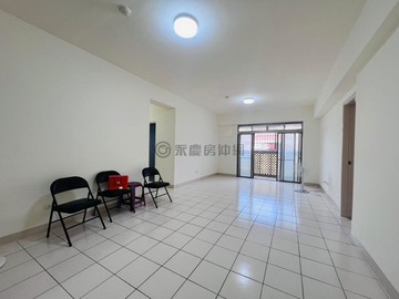 優質中崙社區明亮屋況佳稀有四房釋出｜高雄市鳳山區中崙二路