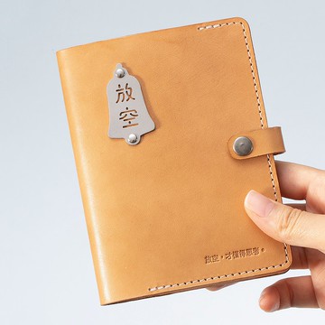 【禮物盒裝】放空不鏽鋼手染植鞣皮A7筆記本 手帳日誌 速寫繪畫本