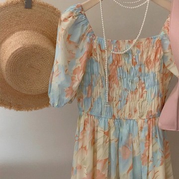 溫柔風法式初戀茶歇方領碎花連衣裙2022年夏裝新款設計感小眾穿搭