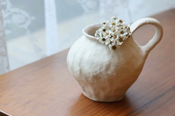 【喬遷禮物】美國進口土手捏陶壺造型乾花器霧白釉原土質感詫寂風