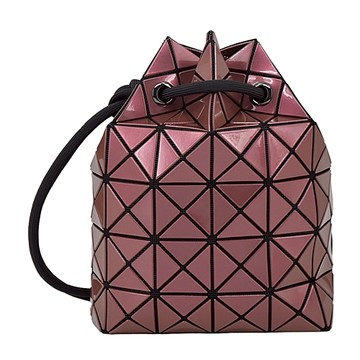 ISSEY MIYAKE 三宅一生 BAOBAO 亮面束口水桶包-酒紅