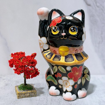 【松竹梅祥】日本清水燒招財貓 | 色繪 黑地 松竹梅