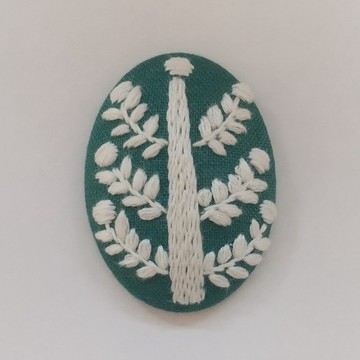 刺繡胸針・tree