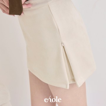 兩穿側拉麂皮絨短裙-杏