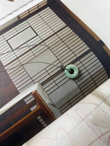 古董綠紋淺綠玉髓甜甜圈墜飾銀項鍊