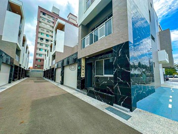 鹽水區福砌三角窗 全新電梯大面寬賺錢金店面｜台南市鹽水區金和路