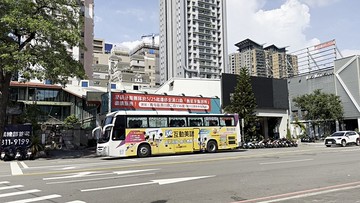 屋主很想賣～大降價～七期黎明朝馬金鑽透天店面｜台中市西屯區黎明路二段