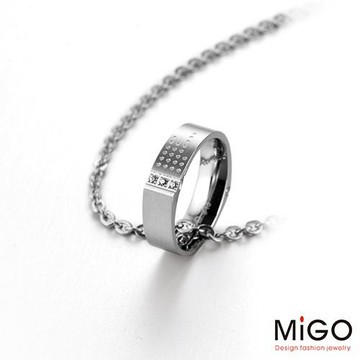 MiGO 漾動施華洛世奇美鑽/白鋼女戒指