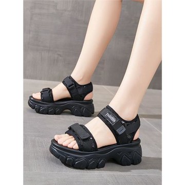 小碼33高跟涼鞋女2025年夏季新款ins坡跟軟底松糕鞋增高沙灘鞋女