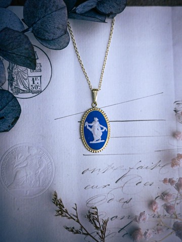 Wedgwood 深海藍女神浮雕墜飾—歐洲古董首飾 Vintage Jewelry