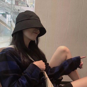 黑色漁夫帽女日系百搭短檐圓臉水桶鐘形盆帽韓版潮遮臉防曬遮陽帽1入