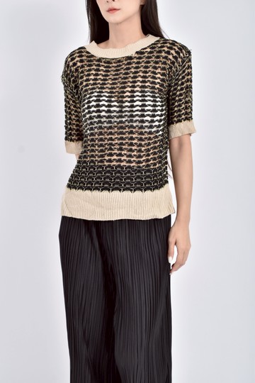 (M) white tea質感針織鏤空黑色短袖上衣