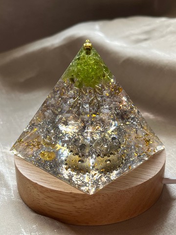 訂製【奧剛能量塔-走出舒適圈的你】-奧根金字塔