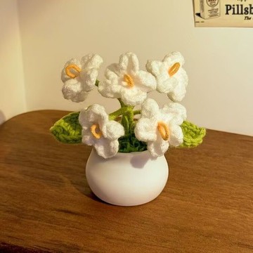 🔥臺灣出貨🔥向日葵鈴蘭花盆栽手工編織假花仿真毛線花擺設成品擺件創意禮物