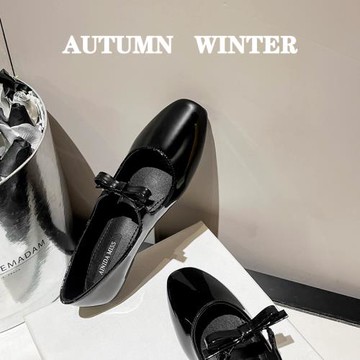 法式小香晚風黑色瑪麗珍單鞋女平底2023年新款秋季配裙子軟底瓢鞋