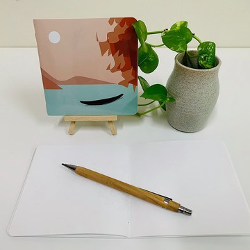 空白隨身繪圖手帳 / 封面創作者 - 徐千雅 / 秋