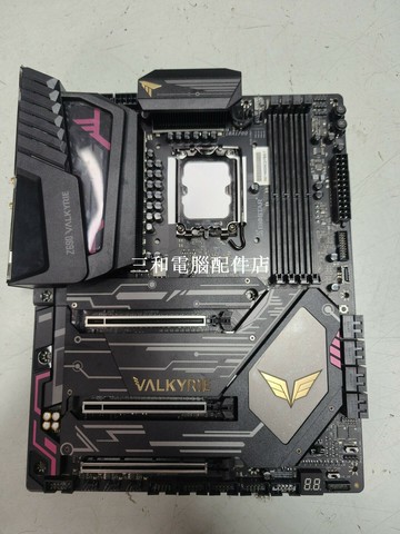 映泰 Z690 VALKYRIE D5 武神 主板 9 成新 功能接口全好 實物如圖【三和電腦配件店】