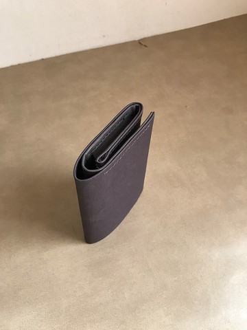 - 水洗拉鍊零錢短夾 /木灰-*素食紙皮革-新品