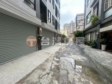 小元獨家龍岡森林萬坪公園電梯透天別墅｜桃園市中壢區龍岡路三段