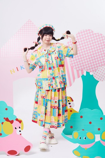 原創印花娃娃領襯衫