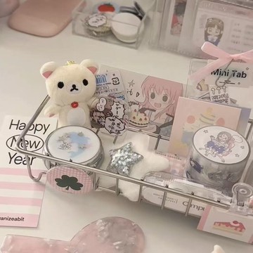 臺灣/✨收納架 收納盒 置物架桌面鐵藝小物收納架ins風公仔手賬宿舍娃娃高顏值整理架吧唧托盤