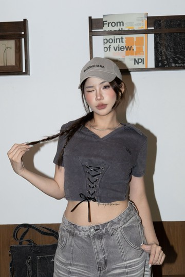[ Ananas自訂款] 綁帶翻領短版上衣
