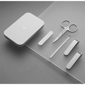 五件式套裝  指甲剪  掏耳勺  指甲刀   紋理銼刀