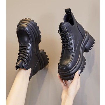 真皮內增高馬丁靴女英倫風2025年春秋新款厚底松糕短靴小個子8CM