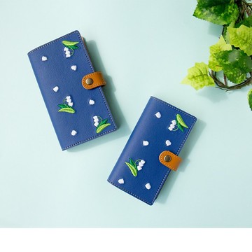 智慧型手機殼相容於所有型號筆記本【刺繡鈴蘭】真皮真皮藍iPhone Android A080I