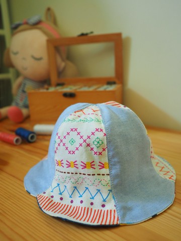 手作雙面粉藍彩色圖案/ 彩色水滴圖案嬰兒小孩帽子