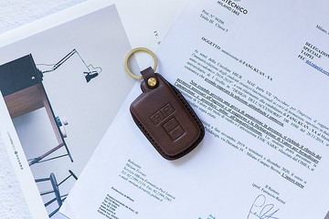 TOYOTA豐田汽車植鞣皮燙金鑰匙套/SIENTA