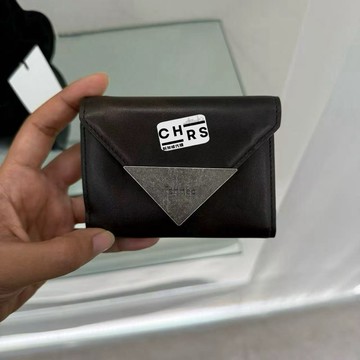 開發票🧾Chrs代購🇰🇷新款🔥Fennec Matt TRIANGLE WALLET 復古logo皮夾 短夾 錢包 豹紋