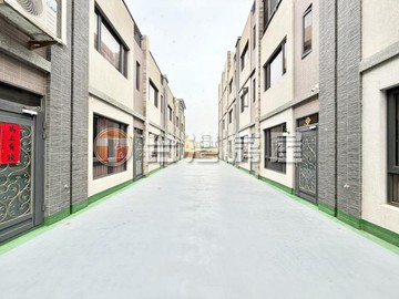 清水滿天薪越輕屋齡透天｜台中市清水區民族路三段