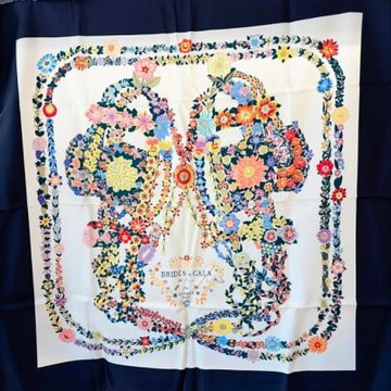 HERMES 愛馬仕最新款大方絲巾-花卉(90*90)