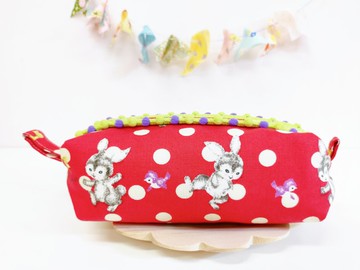 紅色可愛兔兔波點胖胖包化妝包收納包筆袋