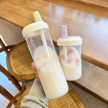 手慢無⚡珍珠奶茶杯 大容量塑膠水杯 韩版吸管杯 隨手杯 可愛學生隨手杯 簡約吸管杯 高顏值韓式大容量隨行吸管塑膠杯