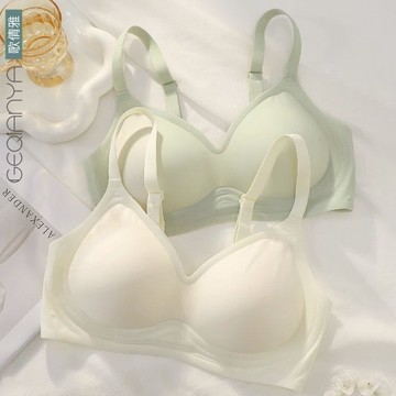C.shop 舒適親膚美背美胸sexy顯大性感爆乳漫畵胸內衣女小胸聚攏顯大無痕無鋼圈收副乳防下垂文胸罩女9