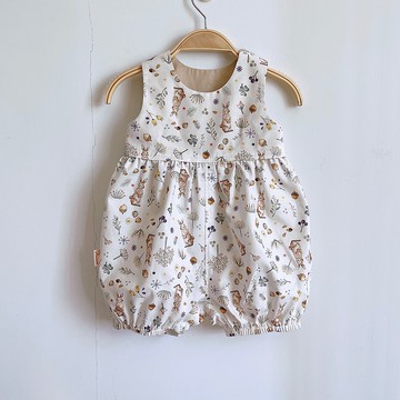 燈籠連身裝 筆繪兔兔