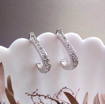 Vintage Jewelry 西洋古董飾品 細緻 銀色調 排鑽 L圈 針式耳環