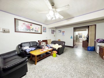 丹尼何內壢華勛大地坪美透天 ｜桃園市中壢區華勛街