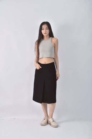 (M) 寬鬆黑色長裙