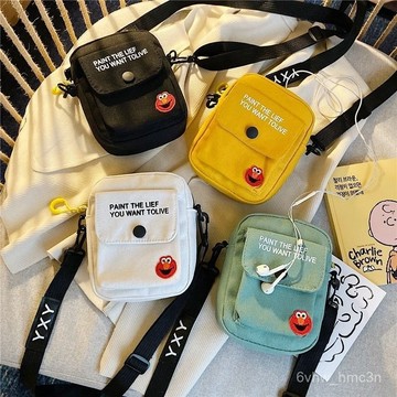 2023新款日係帆布斜挎包卡通可愛女學生單肩小包網紅百搭手機包 EDH1