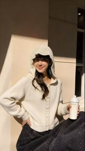 羊絨針織簍空連帽外套-4色 393358