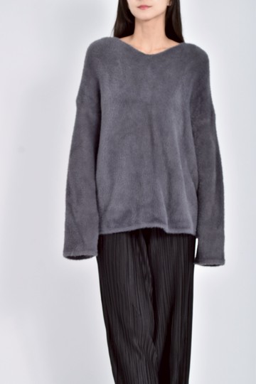 (M) 質感羊毛V領落肩藍色毛衣