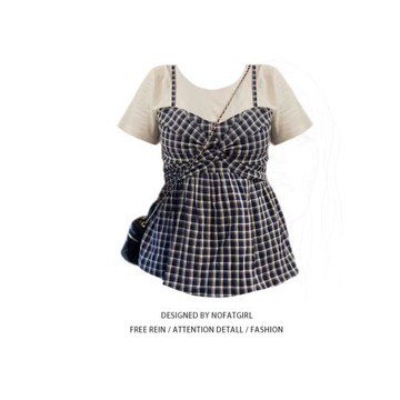 大碼胖mm法式度假風假兩件拼接格紋短袖T恤夏季新款減齡吊帶上衣