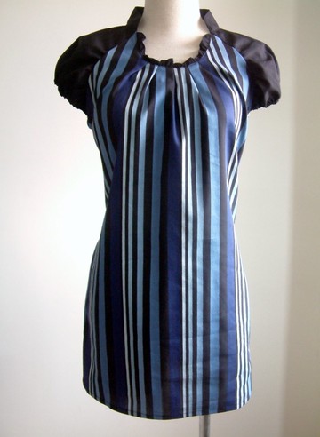 立領多彩條紋長版衣-藍色