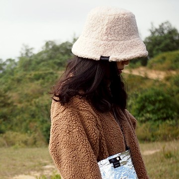 雙面搖粒絨漁夫帽 羊羔毛兩面帽子 日系戶外毛毛絨帽 秋冬用 (白)
