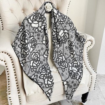 雅致黑白玫瑰花真絲絲巾女桑蠶絲大方巾2022年新款春秋冬百搭送禮